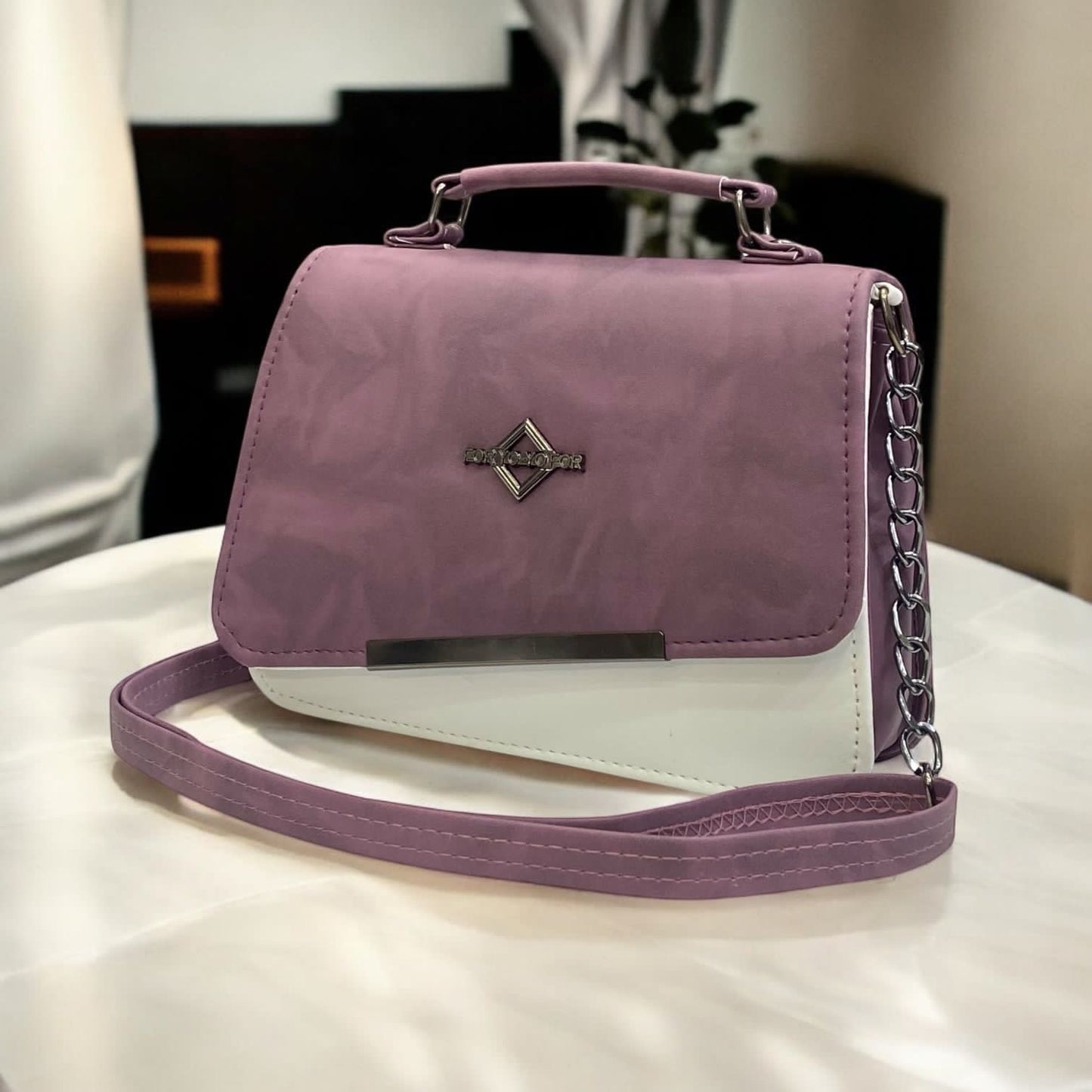 SLING BAG