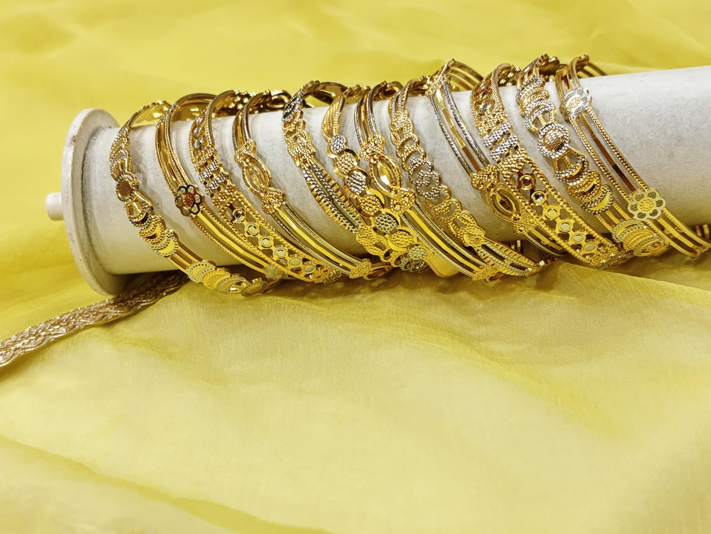 GOLD PLATED BUNGLES