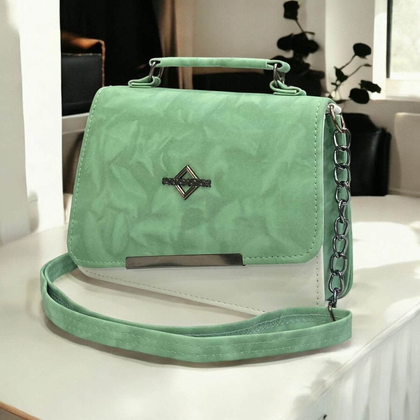 SLING BAG