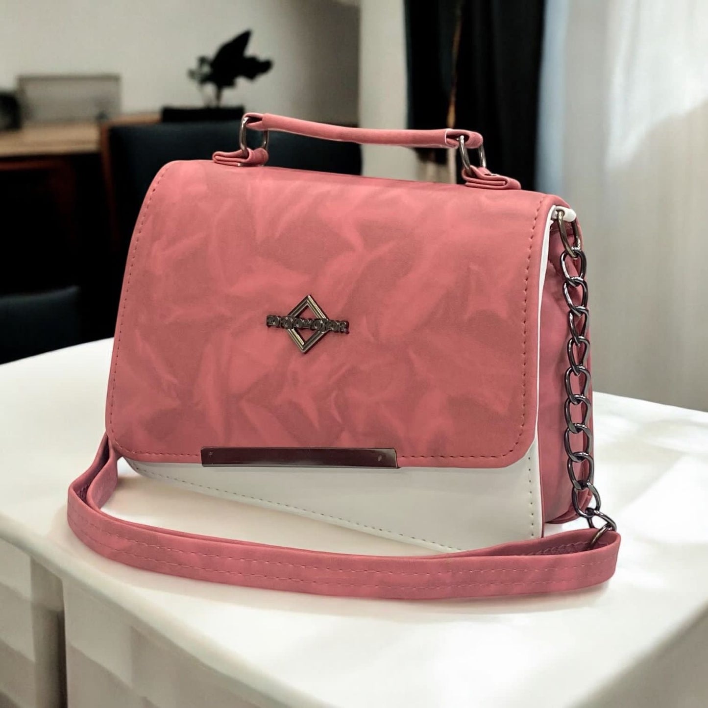 SLING BAG