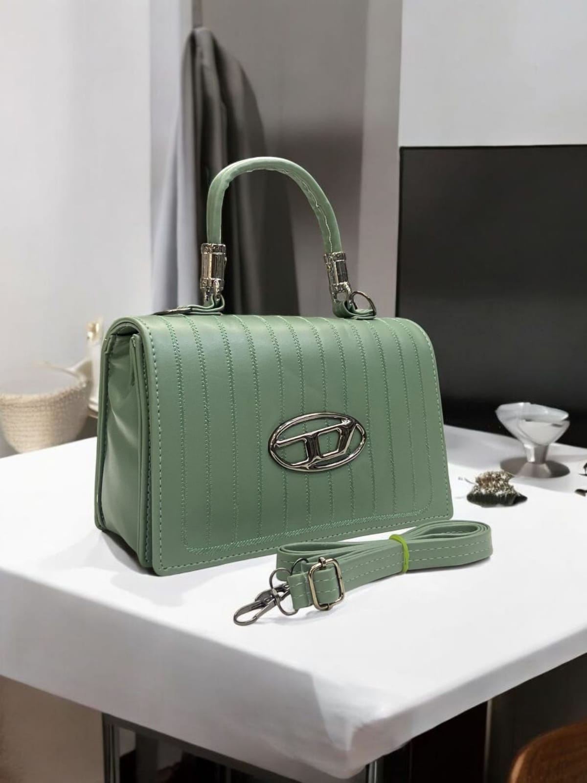 Sling bag