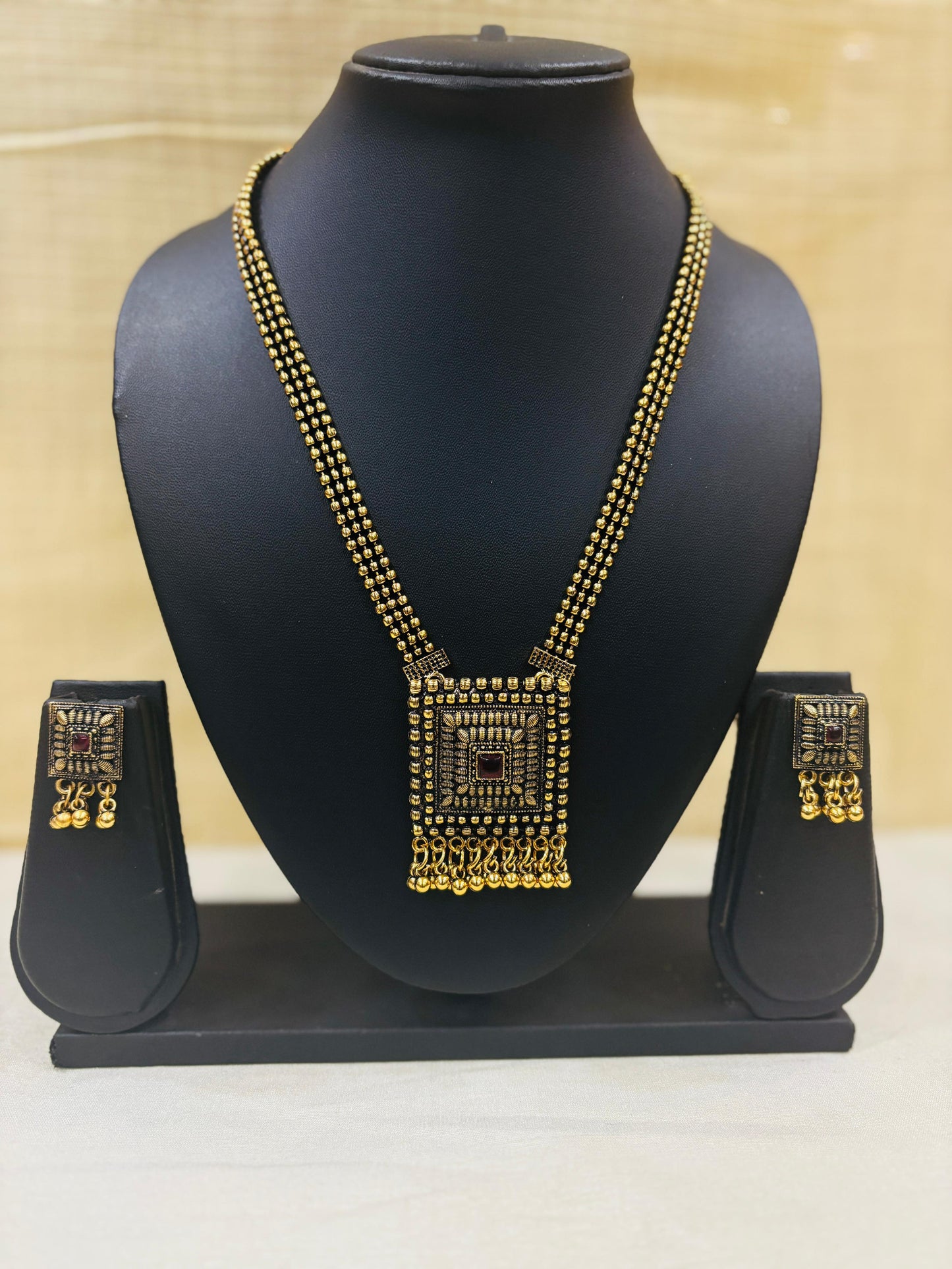 Necklace set
