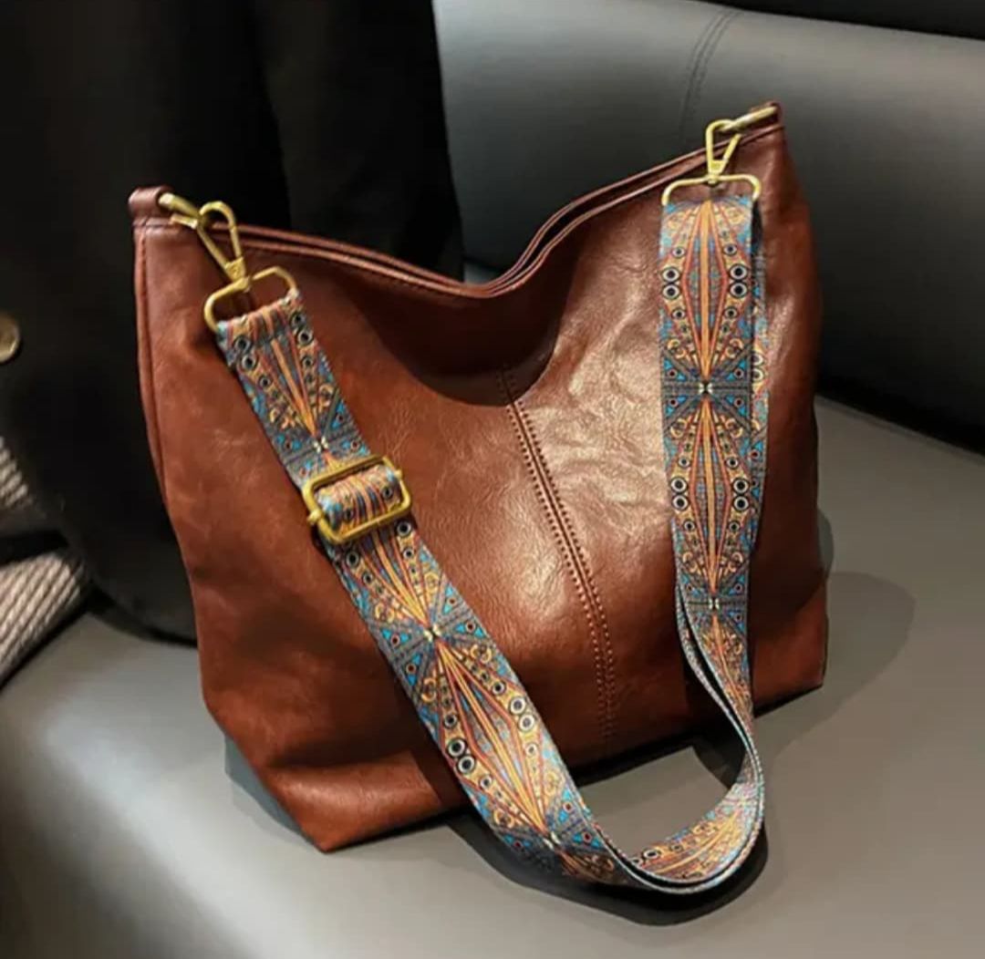 IMPORTED TOTE BAG
