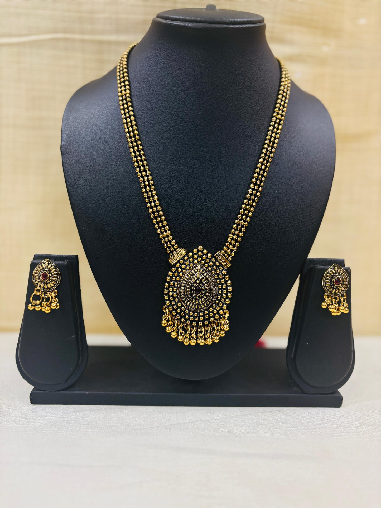 Necklace set