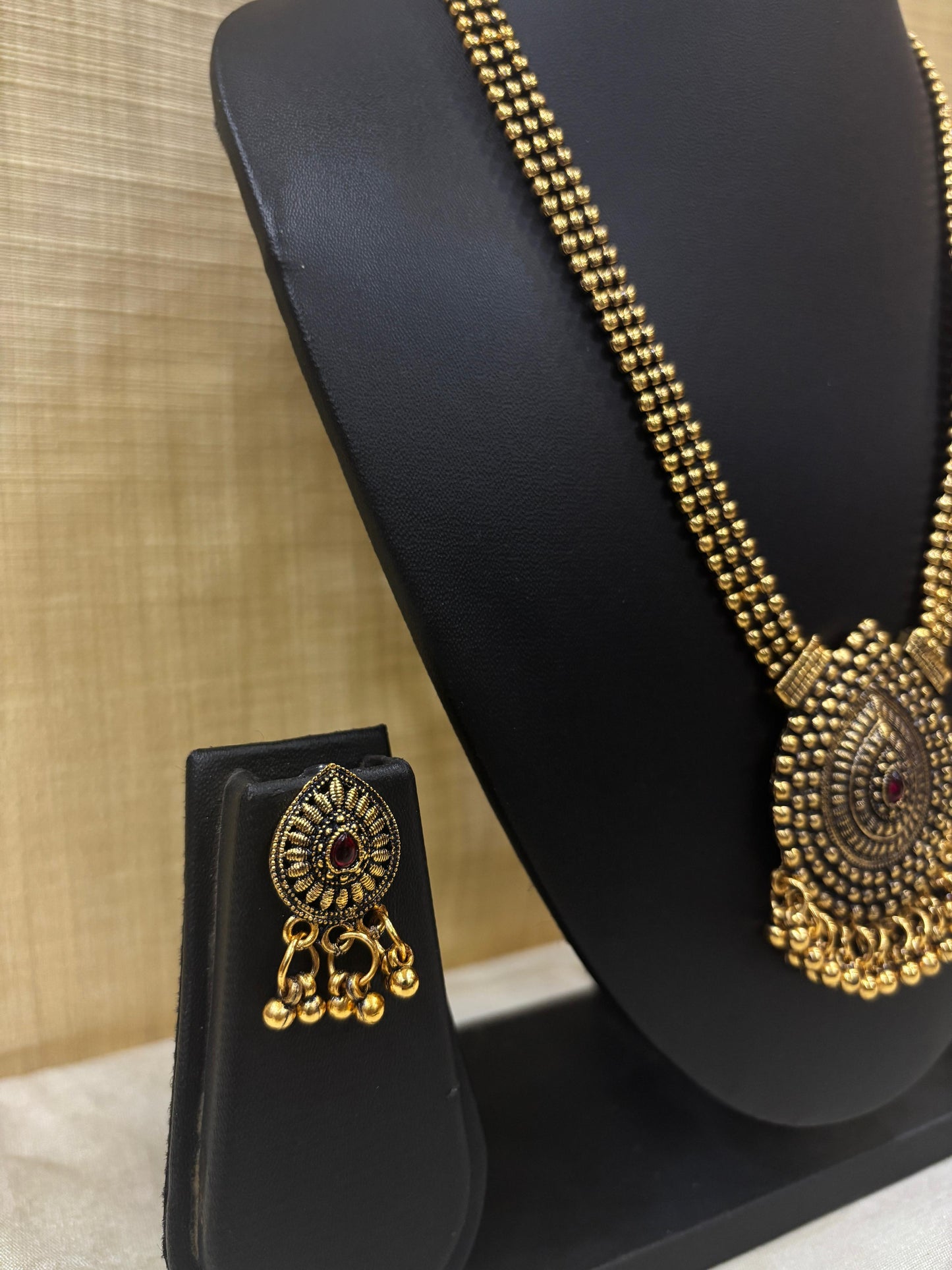 Necklace set