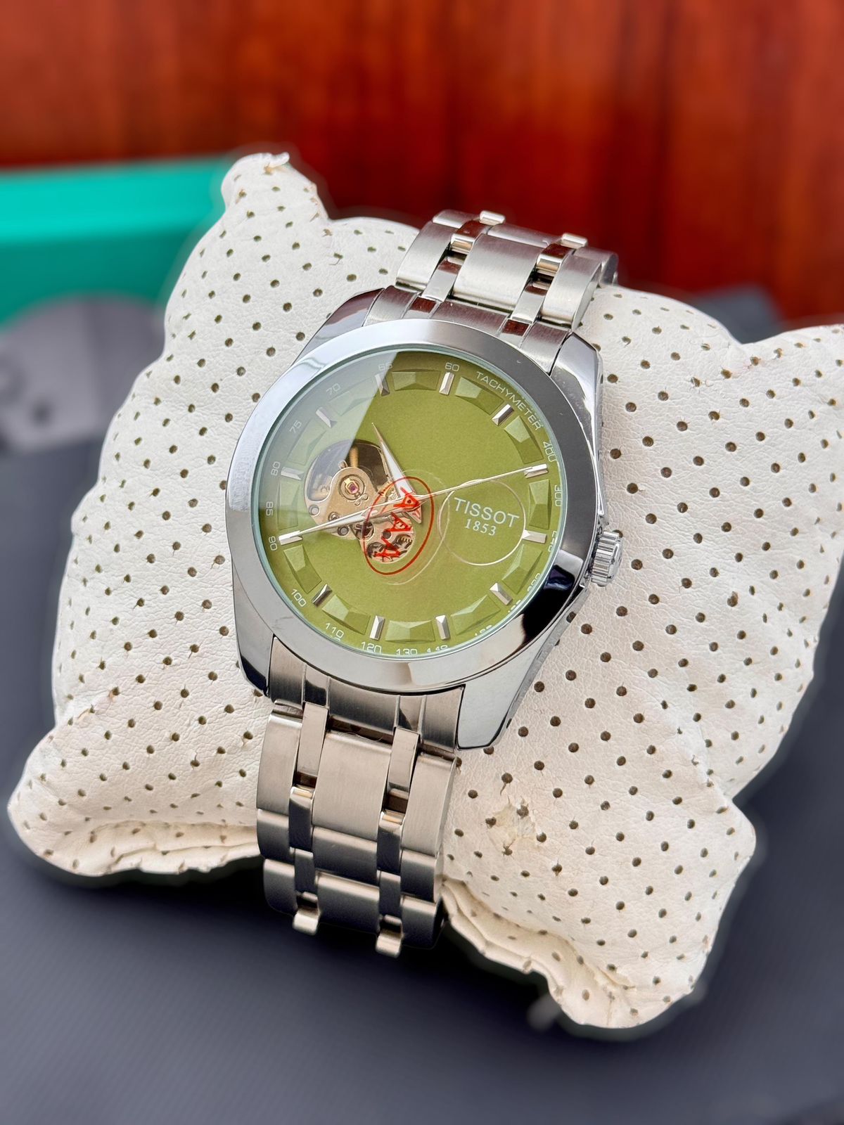 Men's watch