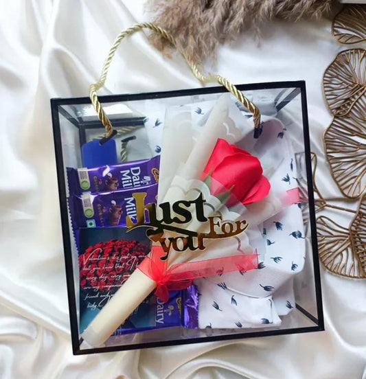 Gift hamper