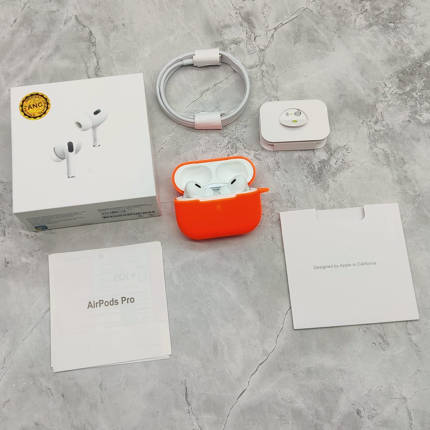 APPLE AIRPOD + SILCON CASE